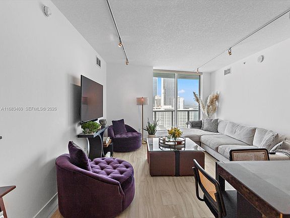 4th image of 1900 N Bayshore Dr APT 1704