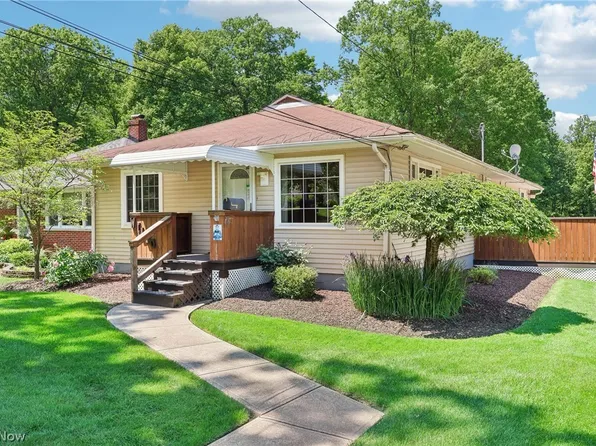 904 Archer Rd, Bedford, OH 44146