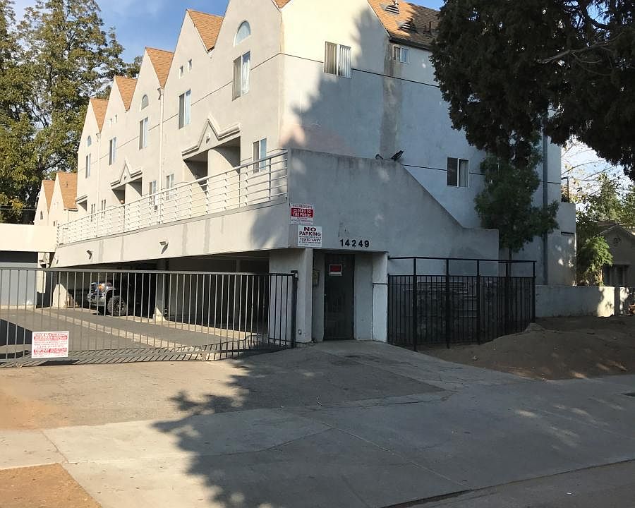 1st image of 4404 Stern Ave APT 5