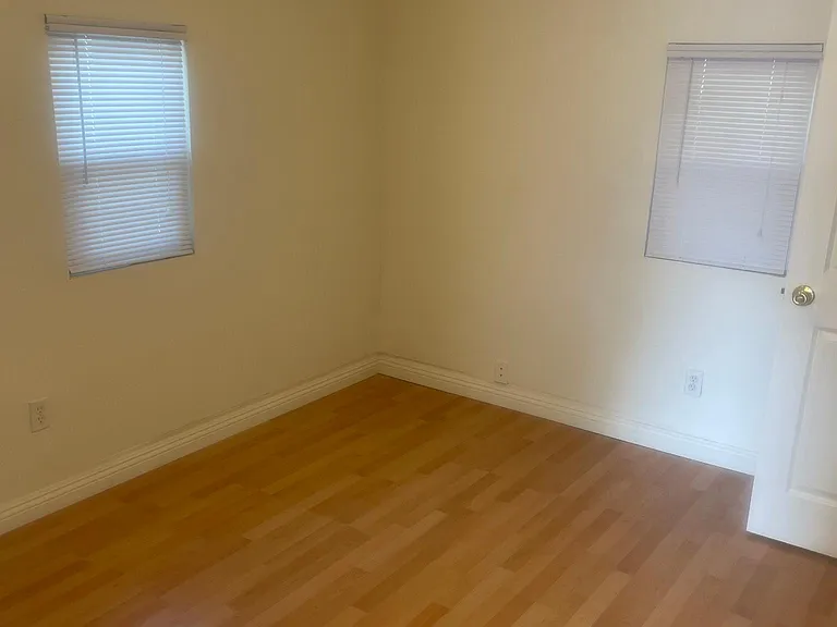 504 S Fremont Ave — Photo 6