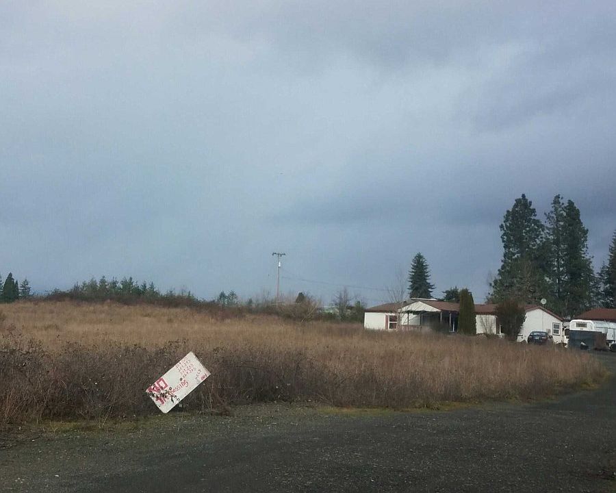 2nd image of 1675 Trails End Ln