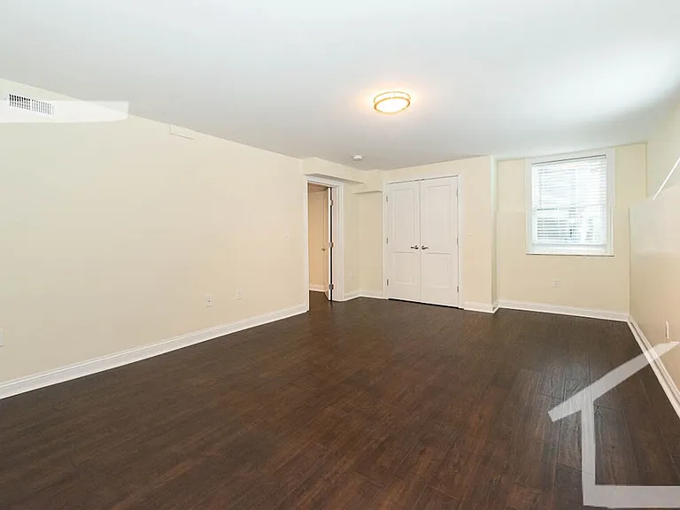 116 Jerome St #120 — Photo 15