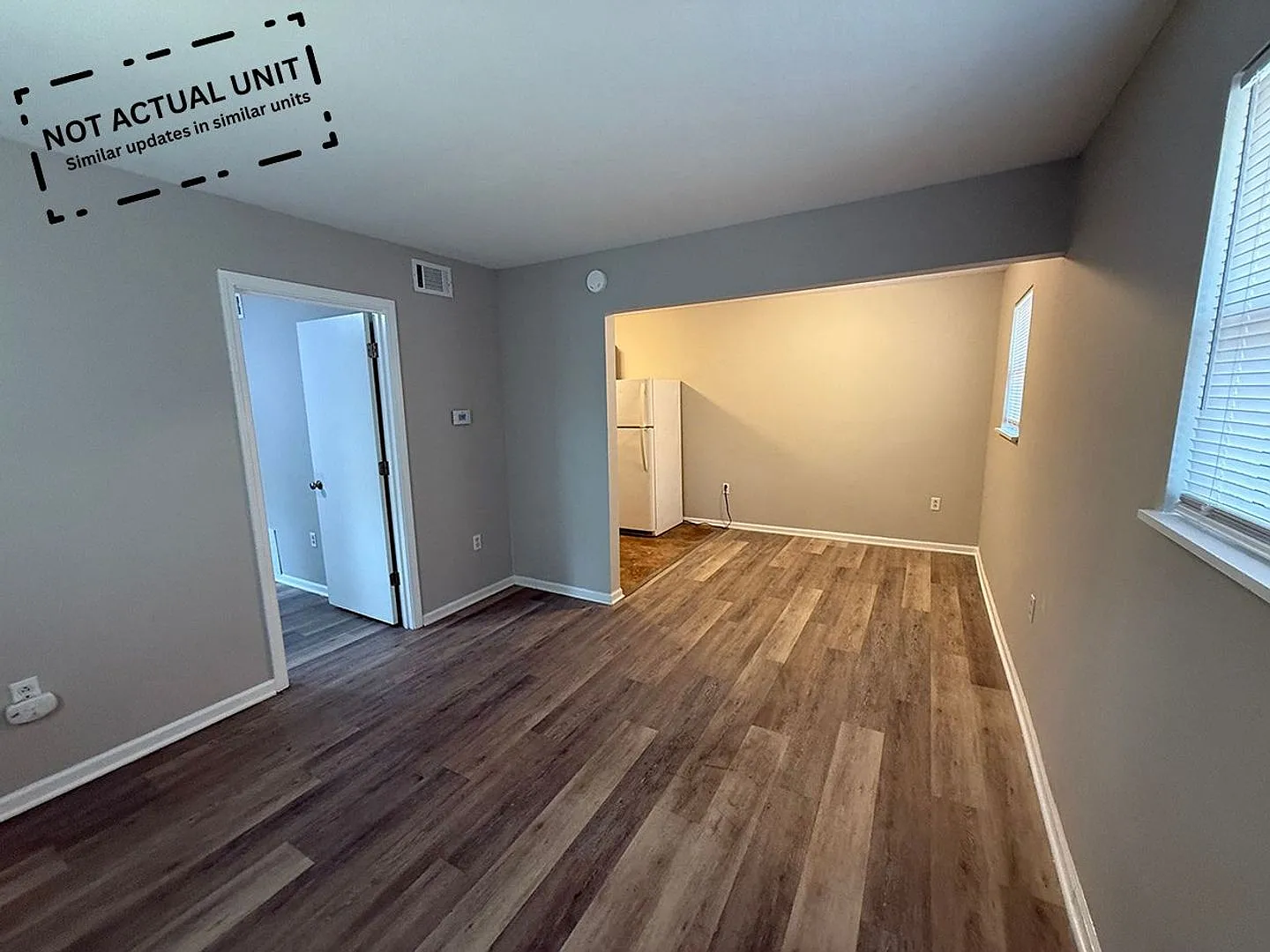 one-bedroom, one-bath — Photo 2