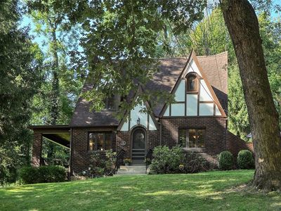 102 Woodside Rd, Pittsburgh, PA, 15221