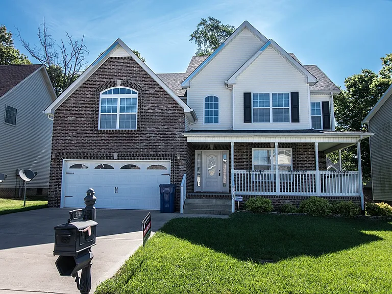 3349 Melissa Ln — Photo 1