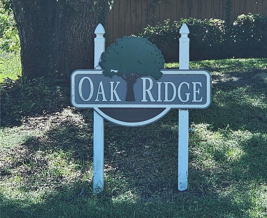 2nd image of 415 10th Pl SW