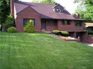 2903 Autumnwood Dr, Glenshaw, PA