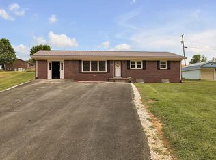 19086 Woodland Hills Rd, Abingdon, VA 24210