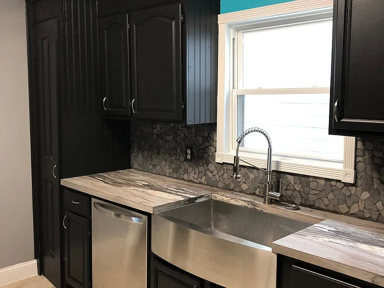 317 Maryland Ave — Photo 14