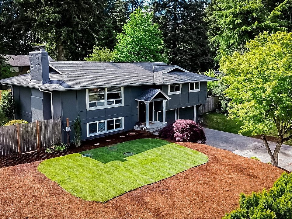 1st image of 1413 Homann Drive SE