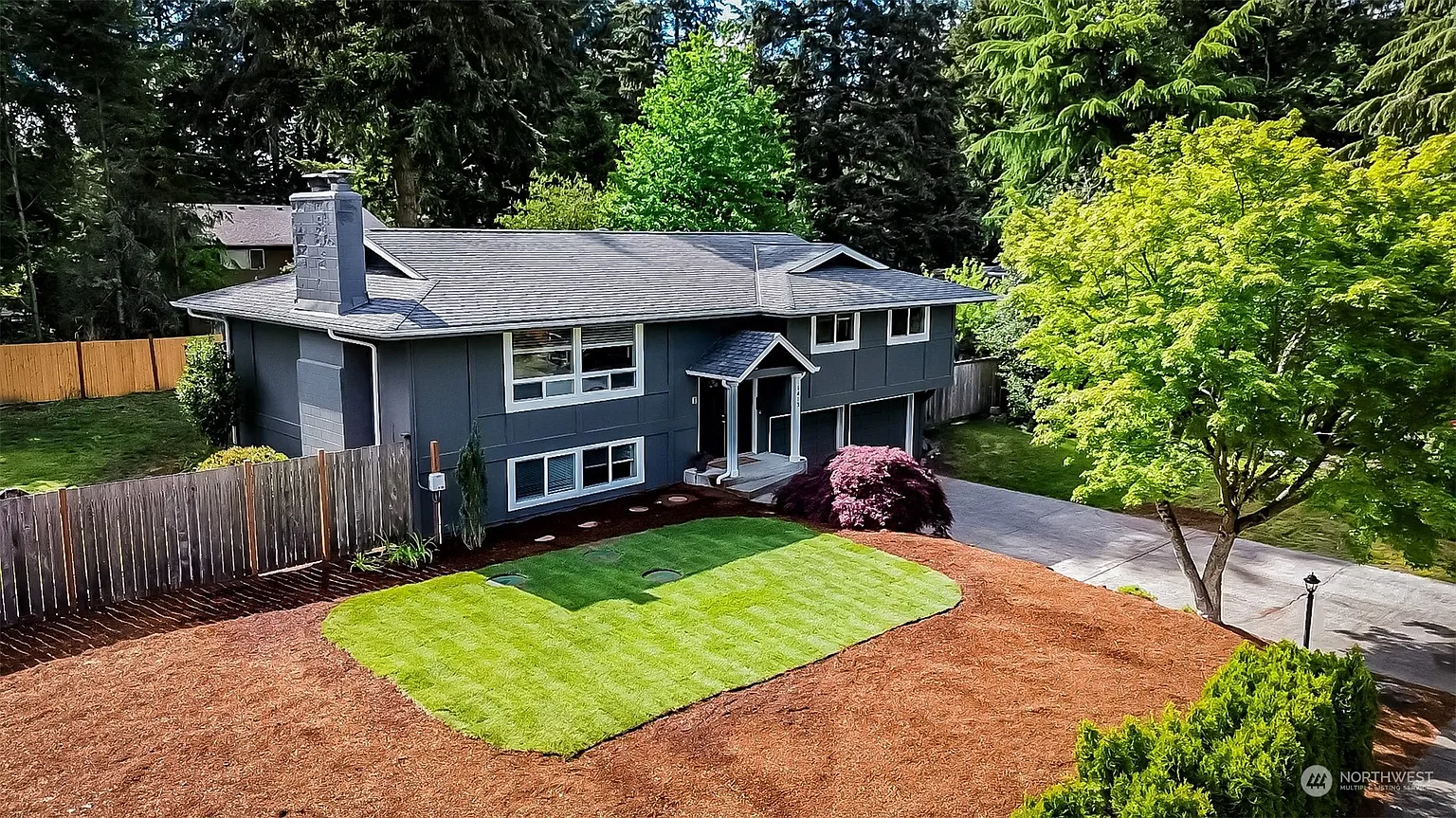 1413 Homann Drive SE photo 1