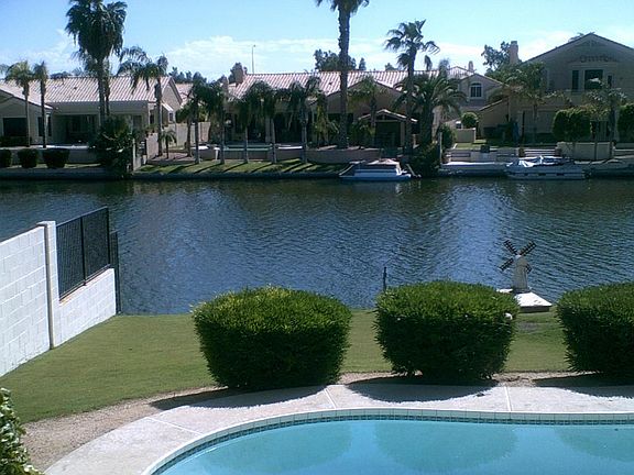 2nd image of 3115 S Laguna Dr