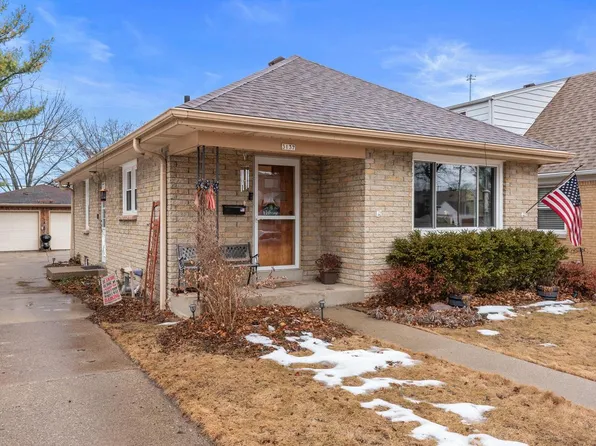 3137 South 55th STREET, Milwaukee, WI 53219