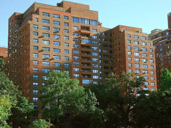 11 Riverside Drive 14OW image 11 of 12