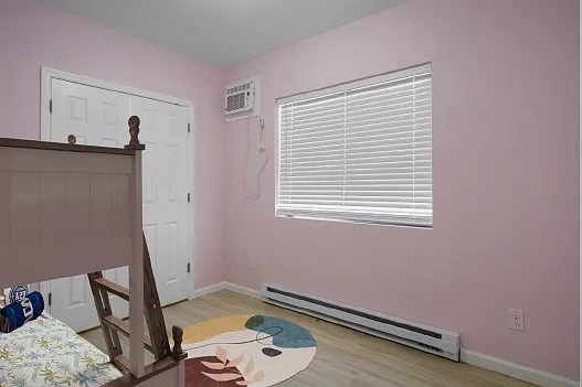30 Franklin Ave — Photo 9