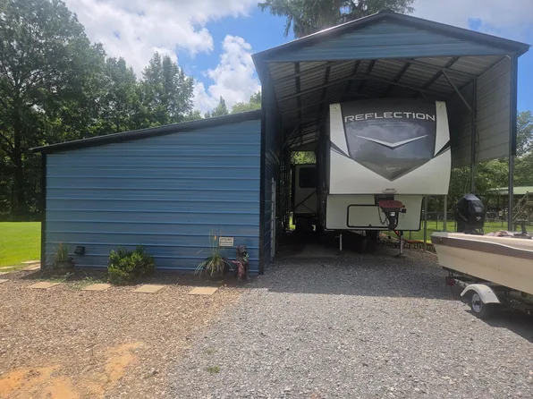 4138 Cypress Village Rd, Karnack, TX 75661