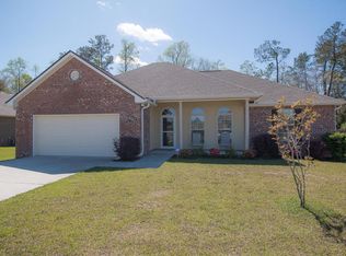 2024 Tammy St, Ocean Springs, MS 39564