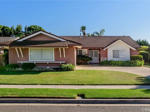 9188 La Barca Cir, Fountain Valley, CA 92708