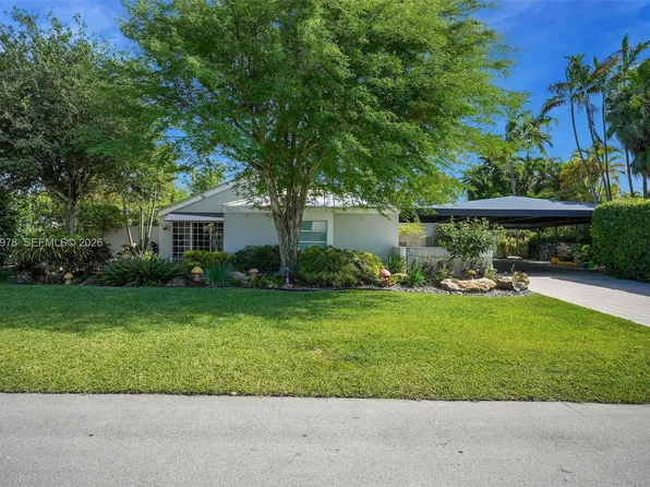 15540 SW 152nd Ter, Miami, FL 33187