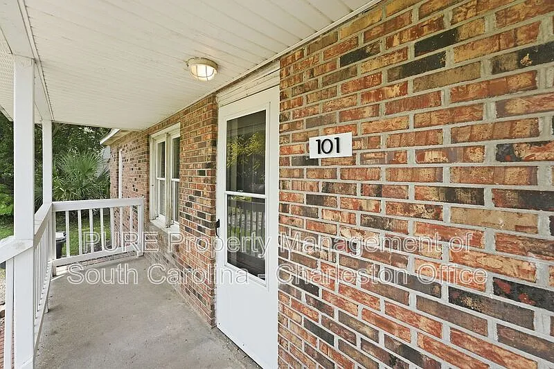 2 bed, 1.0 bath, 750 sqft, $1,349 — Photo 4