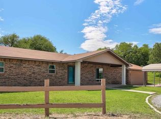 52019 S County Road 210, Sharon, OK 73857