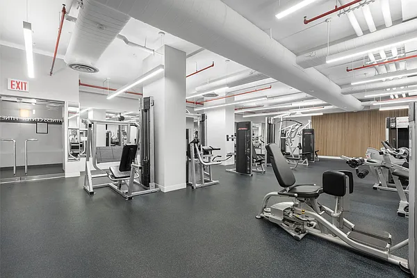 Rented by A&E Real Estate Management | media 19