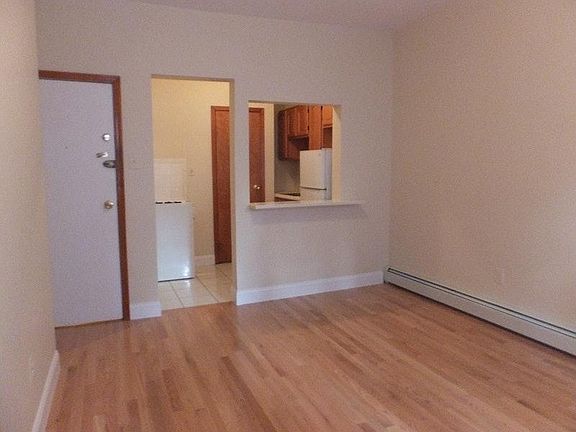 Call Susana 201-960-9835