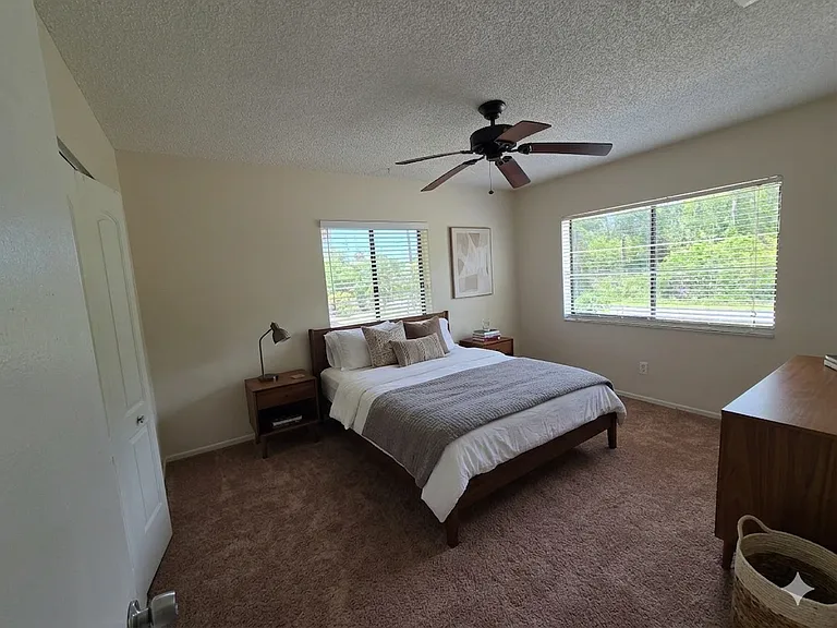 9000 Griggs Rd #G — Photo 11