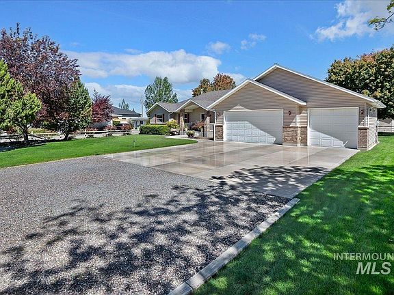 2nd image of 3237 Highlawn Dr