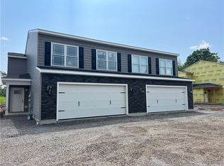 10985 Main St, Clarence, NY 14031