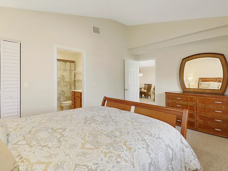 706 Club Dr — Photo 12