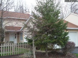 2461 Port Charles Dr, Stow, OH 44224