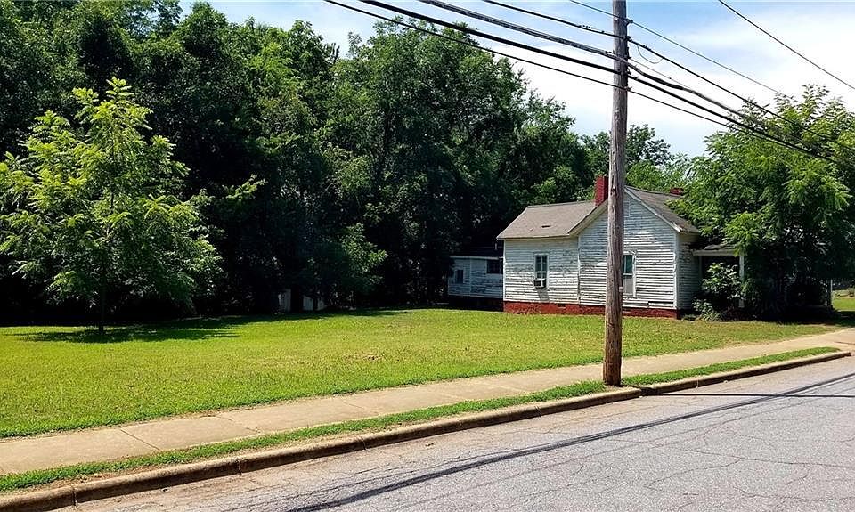 1st image of 1112/1128 N Ashe Ave