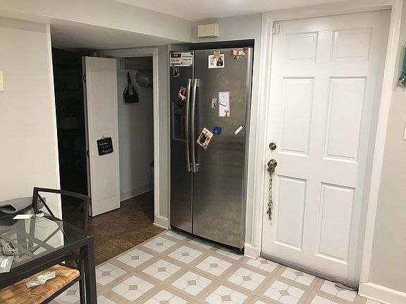 2nd image of 5353 N Magnet Ave #G