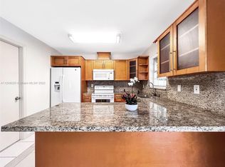 3650 SW 27th St #3650, Miami, FL 33133