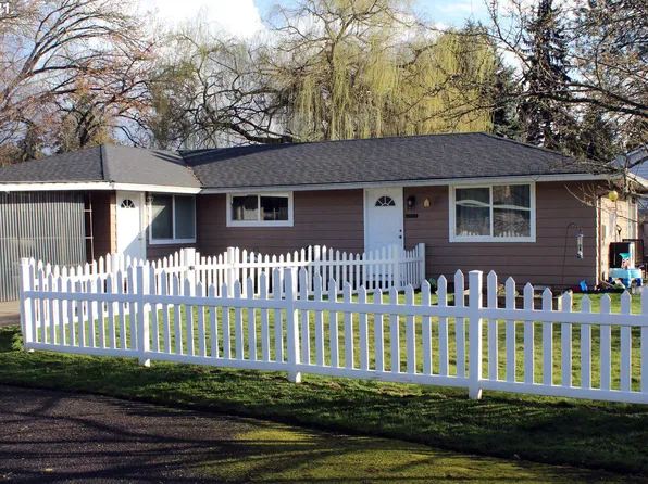 662 NW Connell Ave, Hillsboro, OR 97124