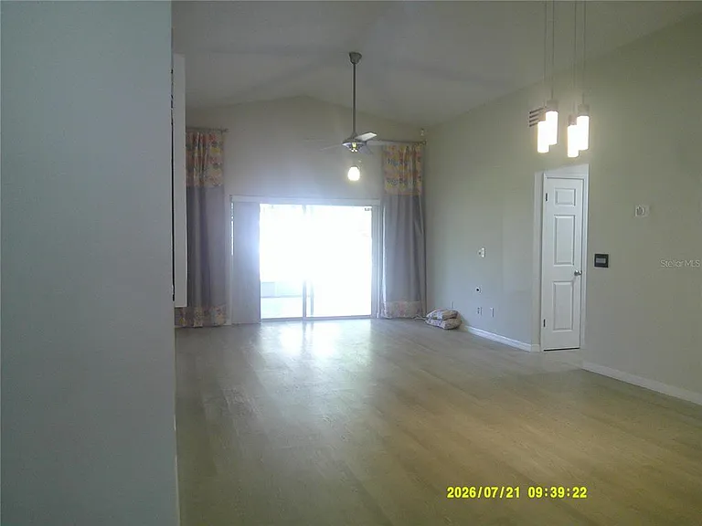 86 Veracruz Ave — Photo 3