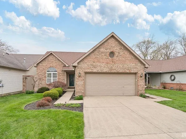 1876 Valley View Dr, Kokomo, IN 46902