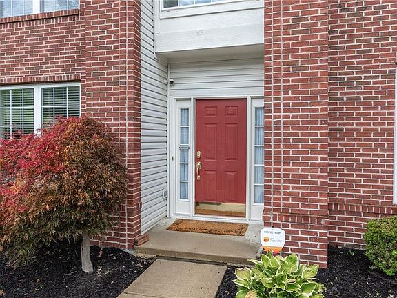2nd image of 12546 Crystal Pointe Dr