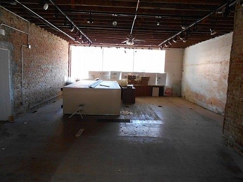 2nd image of 701 Main St