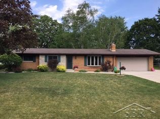 1240 Farmbrook Dr, Saginaw, MI 48638