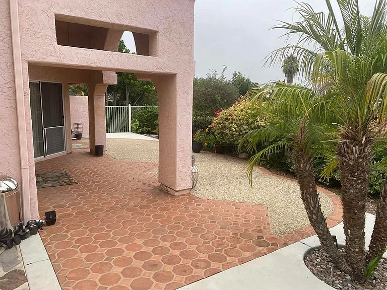 1705 Muirfield Gln — Photo 35