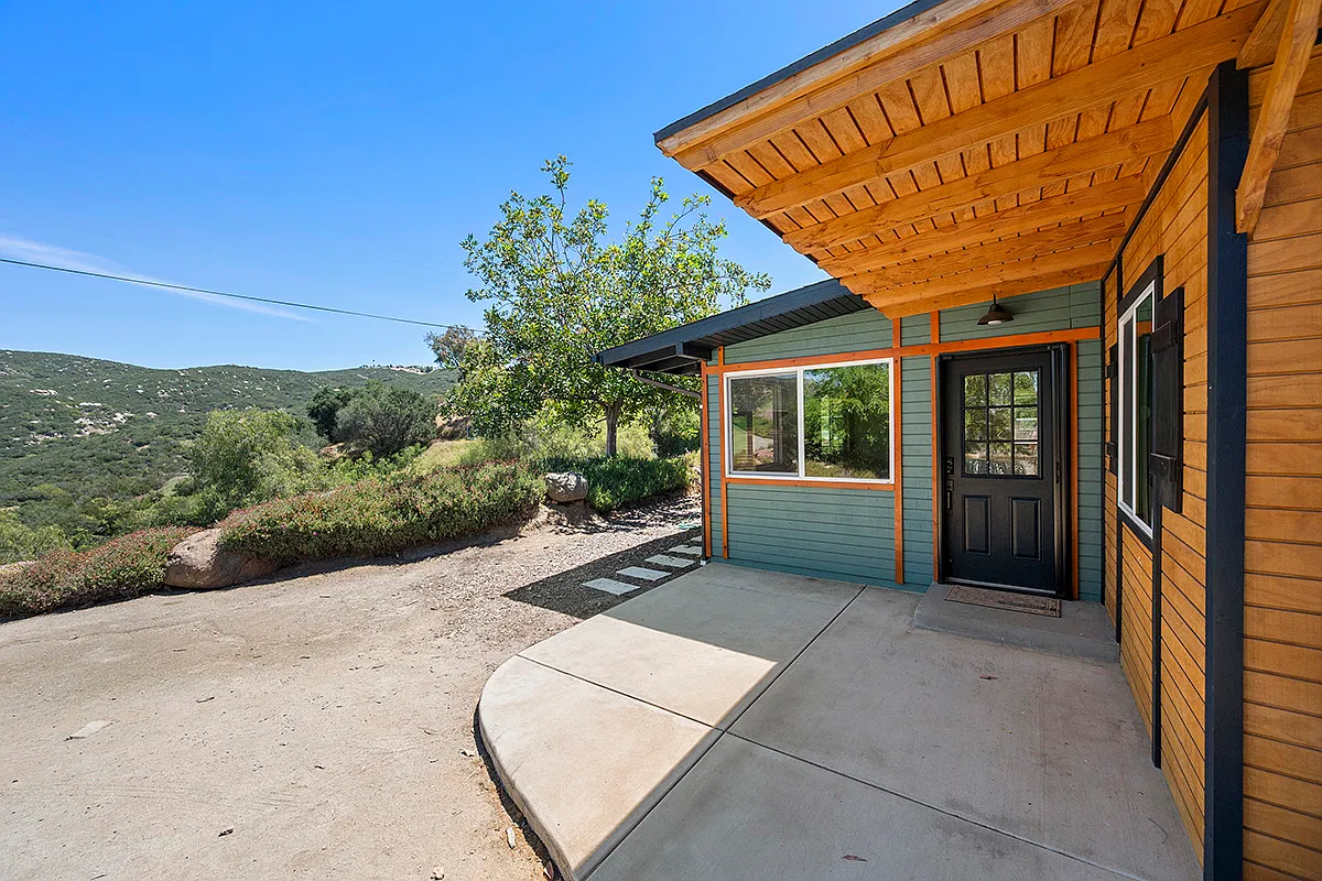 937 Peutz Valley Rd — Photo 4