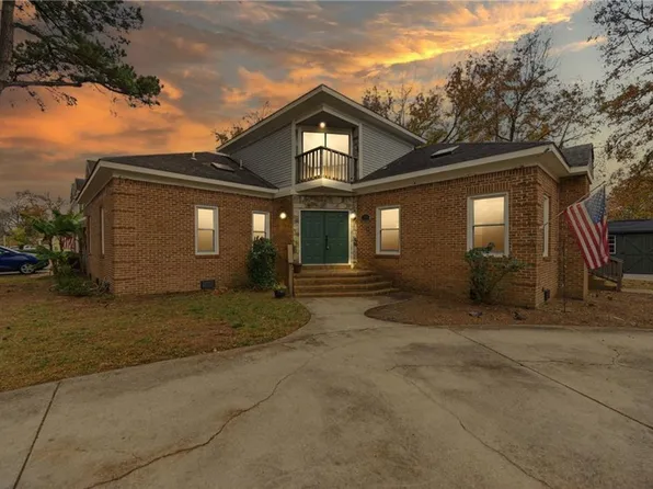 2218 Vicker Ave, Chesapeake, VA 23324