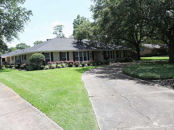 5th image of 5835 Gladys Ave