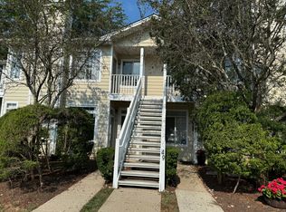 64 Wentworth Rd, Bedminster, NJ 07921