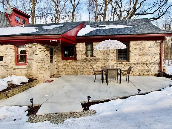 5th image of 8401 S Burlington Dr