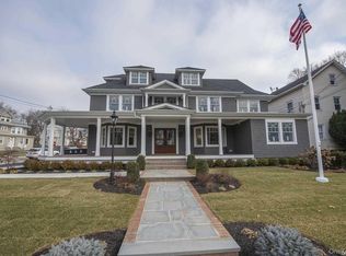 444 New York Ave #5, Huntington, NY 11743