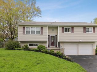 10 Martin Rd, Poughkeepsie, NY 12601