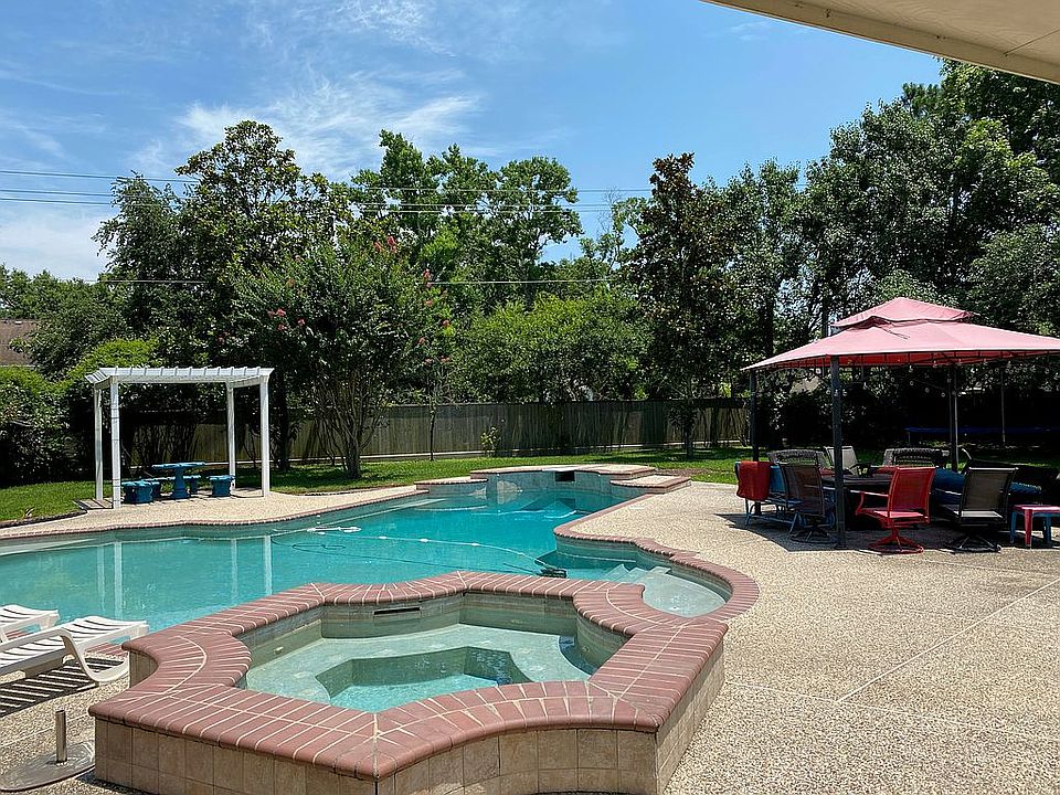 2nd image of 3109 Scenic Shore Dr
